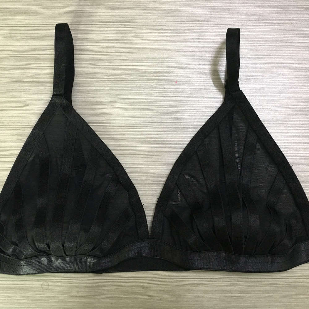 lingerie/Bra